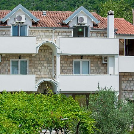 Apartmani Krgusic Тиват Экстерьер фото