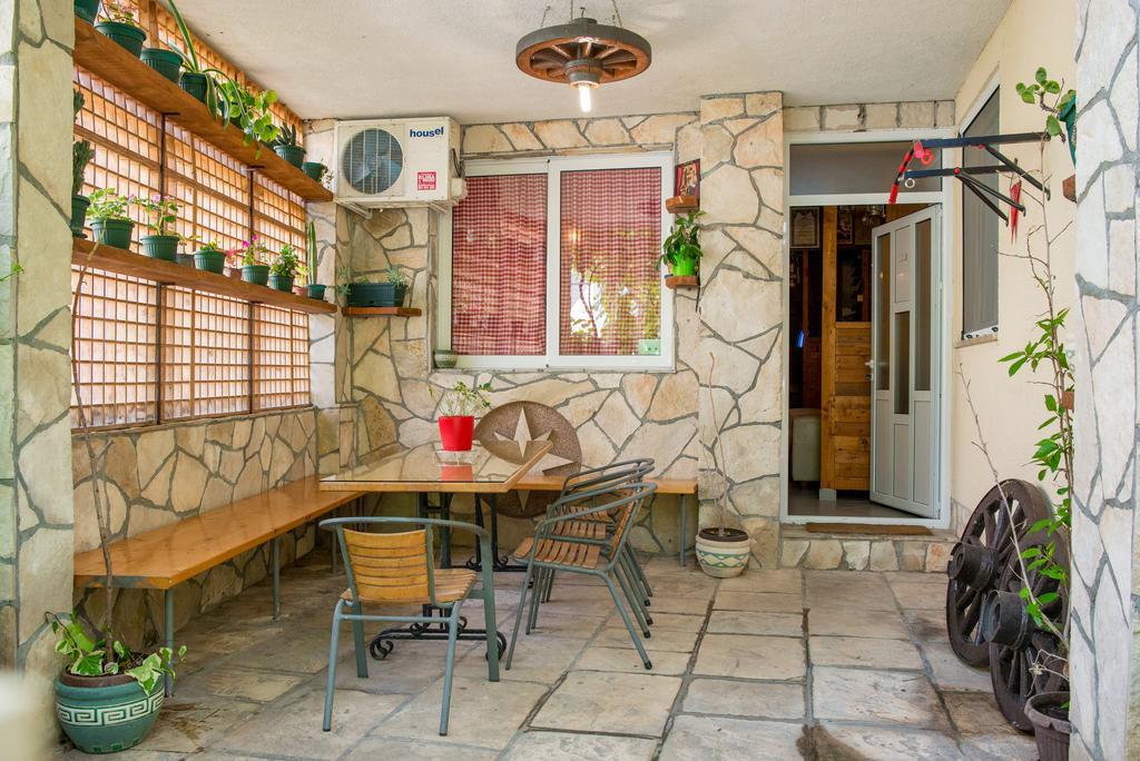 Apartmani Krgusic Тиват Экстерьер фото