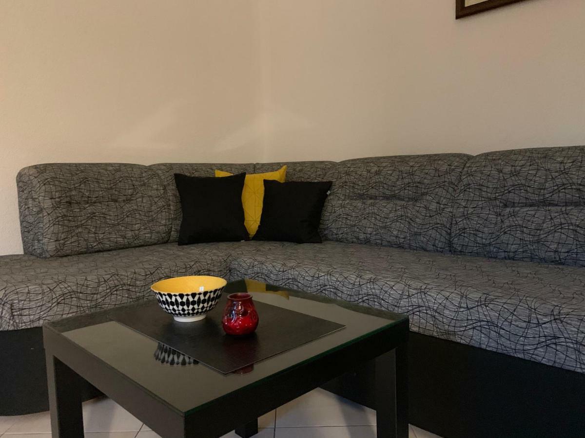 Apartmani Krgusic Тиват Экстерьер фото
